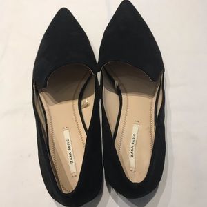 Zara Women’s Black Suede Flats W/Metal Pointed Toe